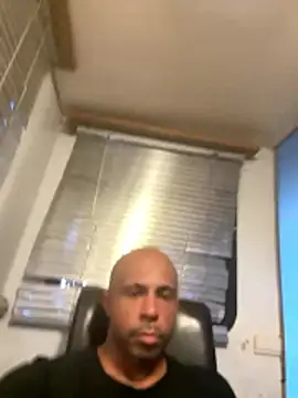 Snapshot of Rcarrasco15 chatting on April 2026 11:44:01 PM Rcarrasco15 online show from April 2026 11:44:01 PM