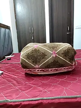 Snapshot of sweetpj chatting on October 2025 05:57:02 PM sweetpj online show from October 2025 05:57:02 PM