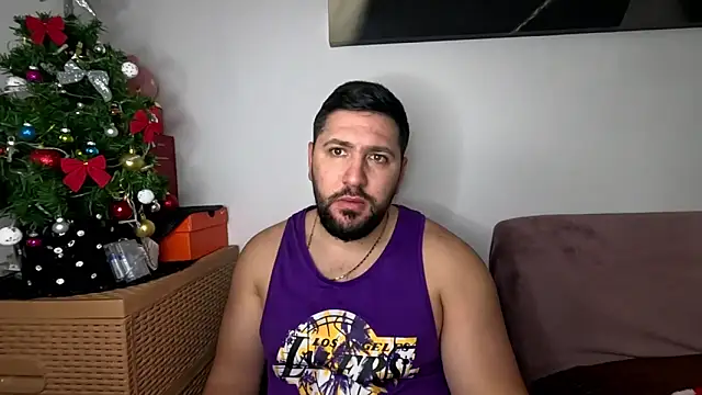 Gold Alpha Boy online show from December 2025 09:38:01 AM