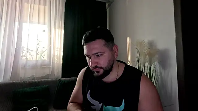 Gold Alpha Boy online show from January 2026 07:23:01 AM