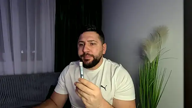 Gold Alpha Boy online show from February 2026 08:02:02 PM