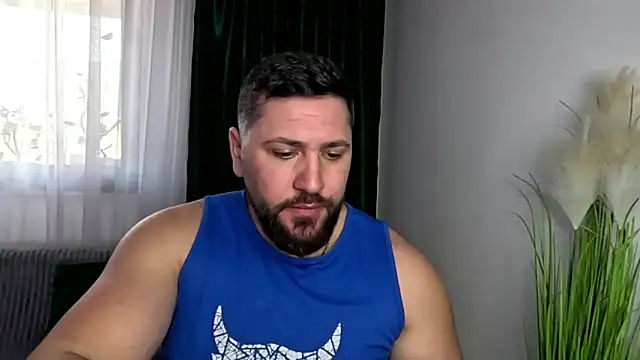 Gold Alpha Boy online show from March 2026 02:45:02 PM