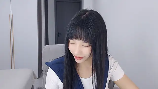 Snapshot of Lisa-3333 chatting on September 2025 02:30:02 PM Lisa-3333 online show from September 2025 02:30:02 PM