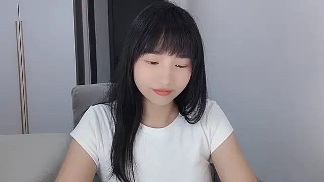 Lisa-3333 online show from June 2026 01:15:01 PM