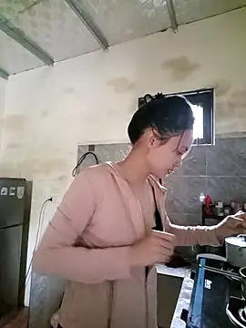 Jun-Mzzz online show from September 2025 02:16:02 AM