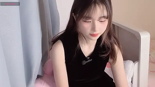 Snapshot of gougou77 chatting on January 2026 12:18:02 PM gougou77 online show from January 2026 12:18:02 PM