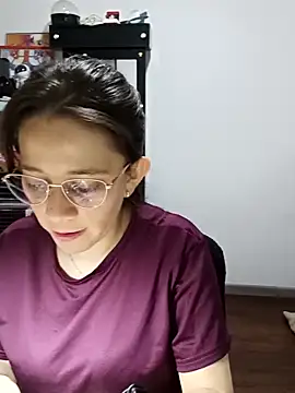 Isabella5 Brown  online show from November 2025 07:26:02 PM