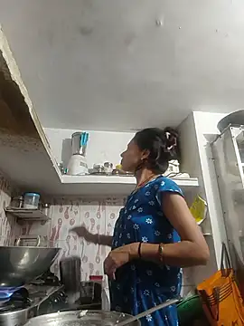 ISHANI-SINGH online show from June 2026 01:43:01 PM