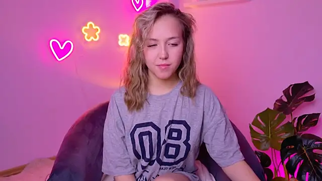 CindySparkl online show from May 2026 04:07:01 AM