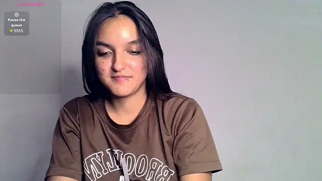 Snapshot of Ari_20_ chatting on May 2026 04:10:02 AM Ari 20 online show from May 2026 04:10:02 AM