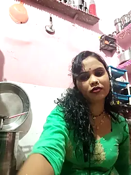 Snapshot of Cut_ragni chatting on February 2026 05:22:02 PM Cut ragni online show from February 2026 05:22:02 PM