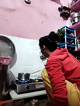 Snapshot of Cut_ragni chatting on March 2026 05:38:02 PM Cut ragni online show from March 2026 05:38:02 PM