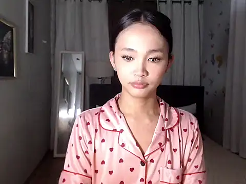 Snapshot of millany69 chatting on January 2026 01:38:01 PM millany69 online show from January 2026 01:38:01 PM