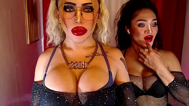 Snapshot of Goddess_Maliya chatting on April 2026 06:35:02 AM Goddess Maliya online show from April 2026 06:35:02 AM