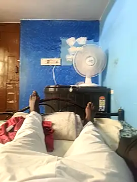 Snapshot of my_big_show1 chatting on April 2026 08:19:01 AM my big show1 online show from April 2026 08:19:01 AM