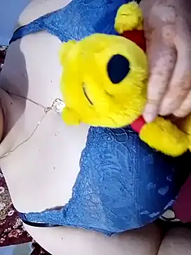 Hnonasix89 online show from February 2026 06:39:02 PM