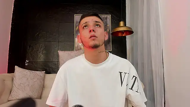 Snapshot of Mathewboy1 chatting on October 2025 11:27:02 AM Mathewboy1 online show from October 2025 11:27:02 AM