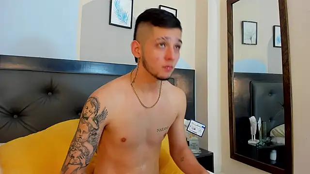 Mathewboy1 online show from April 2026 11:32:01 AM