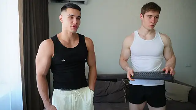 Horny boyzz online show from May 2026 04:52:01 AM
