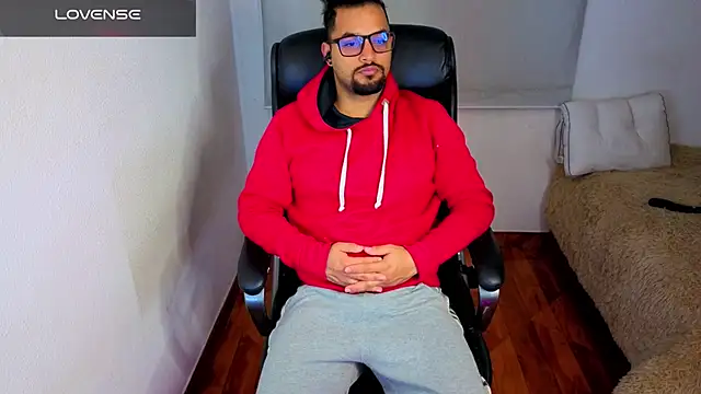 Ernesto-Rodriguez82 online show from February 2026 03:59:02 AM