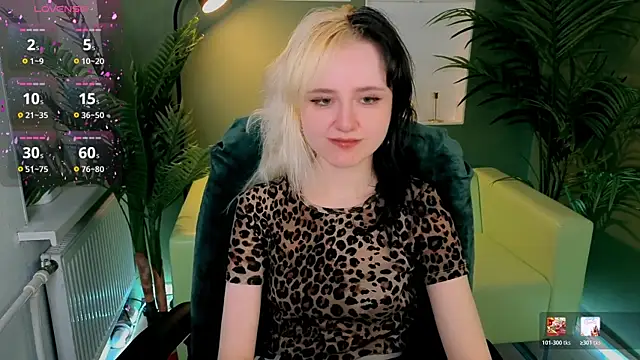 girl next doorr online show from March 2026 01:11:01 PM