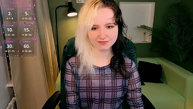 girl next doorr online show from May 2026 01:08:01 PM