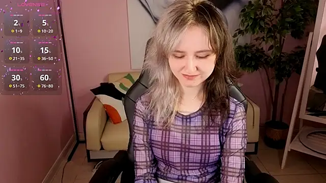 girl next doorr online show from June 2026 01:05:02 PM