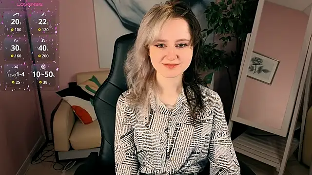 girl next doorr online show from June 2026 01:14:01 PM