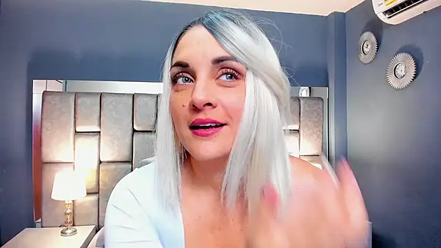 Cata Joness online show from September 2025 04:34:02 AM