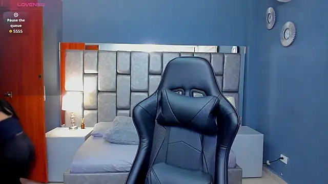 Cata Joness online show from September 2025 03:40:02 AM