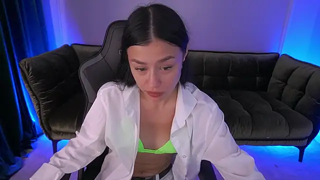 FataleNellie online show from September 2025 08:00:02 PM