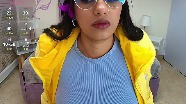 Lia Blake  online show from September 2025 12:04:02 PM