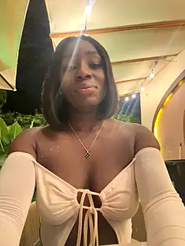 ZoeMorettii  online show from November 2025 12:22:02 AM