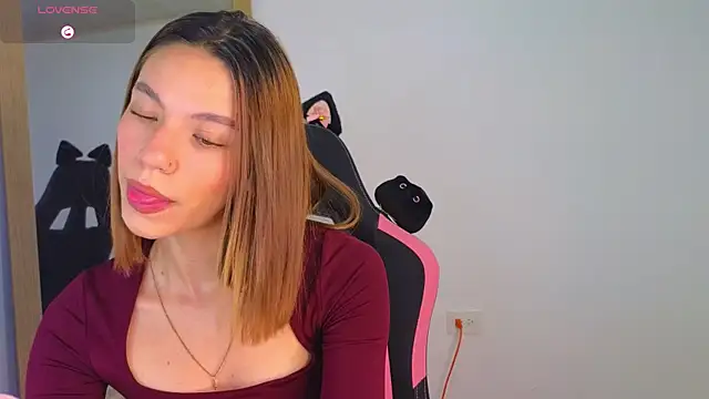 AntonellaaRossii online show from July 2026 01:29:02 PM