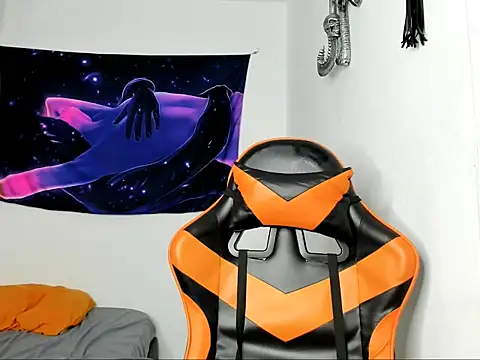 jhosep hamilton online show from October 2025 06:30:02 PM