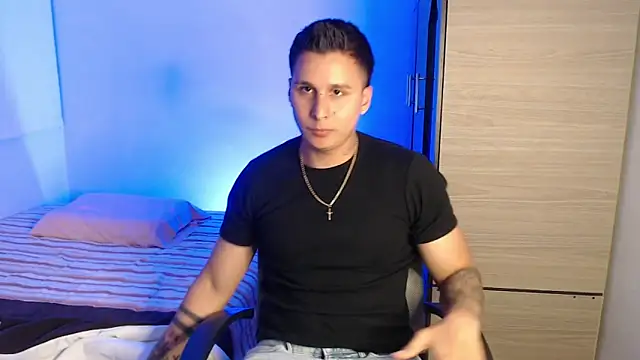 valentinosex1 online show from February 2026 11:12:02 PM