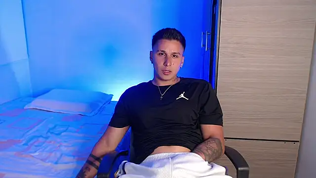 valentinosex1 online show from March 2026 11:09:01 PM