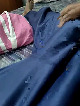 Snapshot of Bullboy8in chatting on September 2025 12:26:01 PM Bullboy8in online show from September 2025 12:26:01 PM