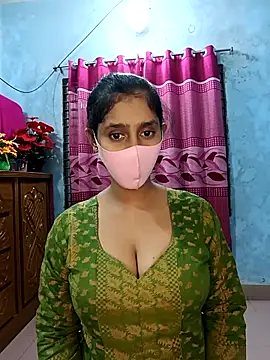 Snapshot of Cute_Faria chatting on October 2025 04:35:02 PM Cute Faria online show from October 2025 04:35:02 PM