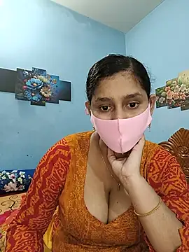 Cute Faria online show from May 2026 01:51:02 PM