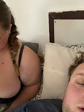 CurvyPaar2 online show from July 2026 04:10:02 PM