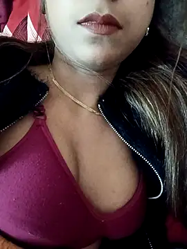 Snapshot of payalsharma95 chatting on December 2025 04:24:01 PM payalsharma95 online show from December 2025 04:24:01 PM