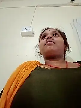 Hot crety online show from October 2025 12:02:02 PM