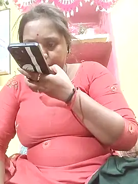 Hot crety online show from May 2026 04:03:01 PM