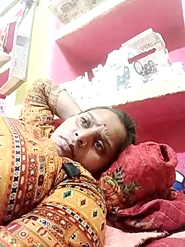 Hot crety online show from June 2026 03:14:02 PM