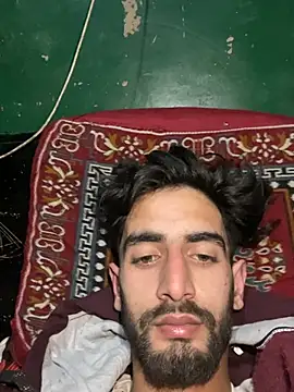 lyath3245 online show from January 2026 07:11:01 PM