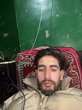 lyath3245 online show from February 2026 09:01:02 AM