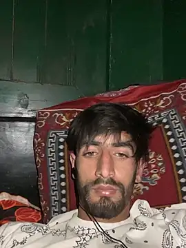 lyath3245 online show from March 2026 05:32:01 PM