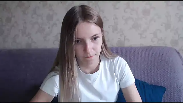 HitGyrl online show from October 2025 08:16:02 AM