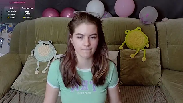 Snapshot of ElzaBlis chatting on February 2026 04:58:01 PM ElzaBlis online show from February 2026 04:58:01 PM